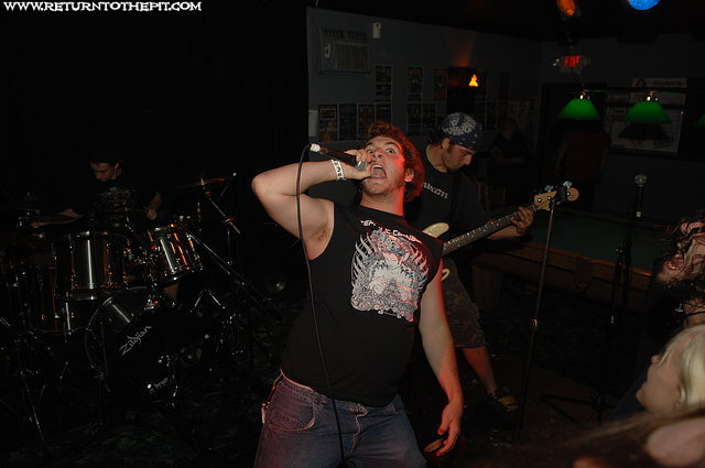 [severed survival on Aug 17, 2007 at Mark's Showplace (Bedford, NH)]