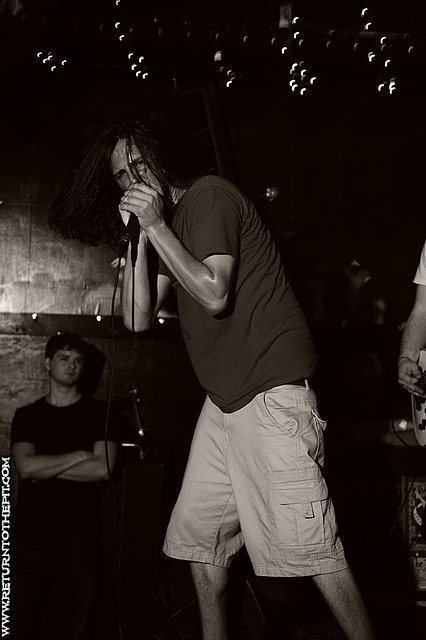 [shatter this world on Jul 29, 2009 at Dover Brickhouse (Dover, NH)]