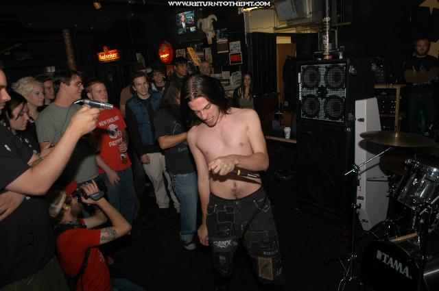 [suffering bastard on Oct 8, 2004 at Safari Lounge (Providence, RI)]