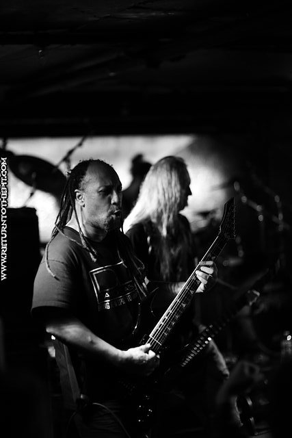 [suffocation on Jun 24, 2022 at Middle East (Cambridge, MA)]
