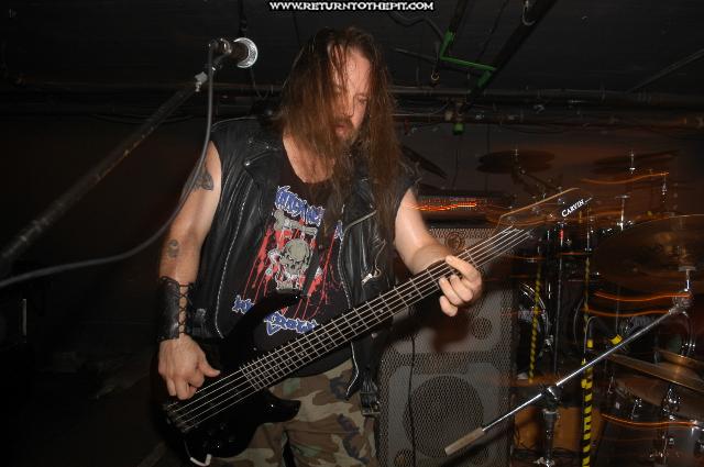 [tearabyte on Oct 1, 2004 at the Bombshelter (Manchester, NH)]