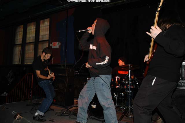 [terminally your aborted ghost on Oct 19, 2003 at the Met Cafe (Providence, RI)]