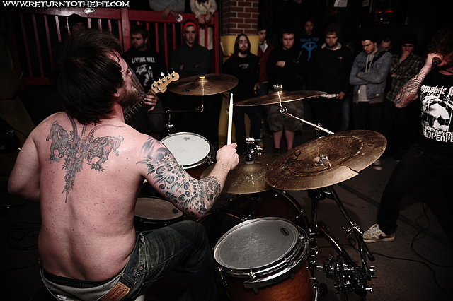 [the network on Apr 7, 2009 at Anchors Up (Haverhill, MA)]