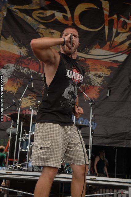 [the red chord on Aug 1, 2006 at Tweeter Center - second stage (Mansfield, Ma)]