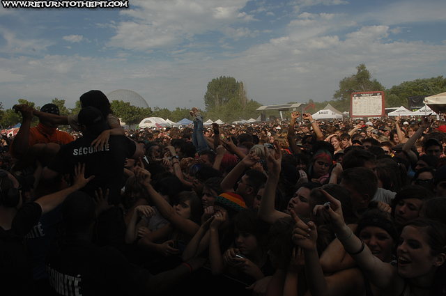 [the red jumpsuit apparatus on Aug 12, 2007 at Parc Jean-drapeau - #13 stage (Montreal, QC)]