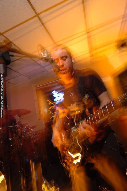 [the taste of silver on Feb 24, 2006 at Dee Dee's Lounge (Quincy, Ma)]