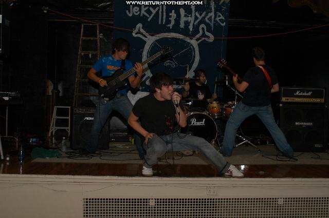 [waking judea on Aug 21, 2004 at St. Mary's Gym (Clinton, Ma)]