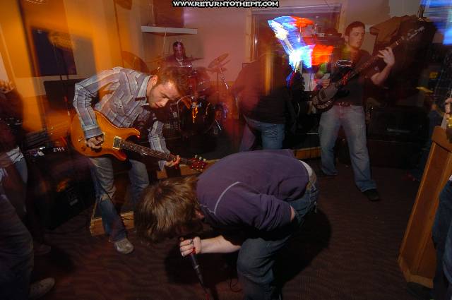 [within the fray on Feb 24, 2006 at Dee Dee's Lounge (Quincy, Ma)]